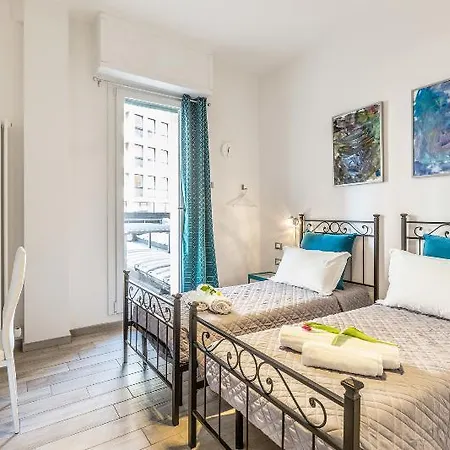 Guest house Central City Rooms