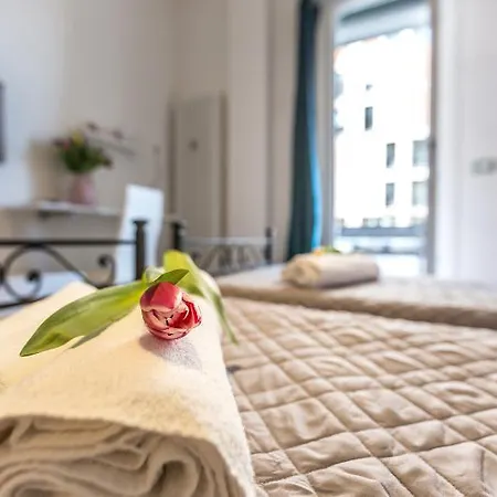 Guest house Central City Rooms
