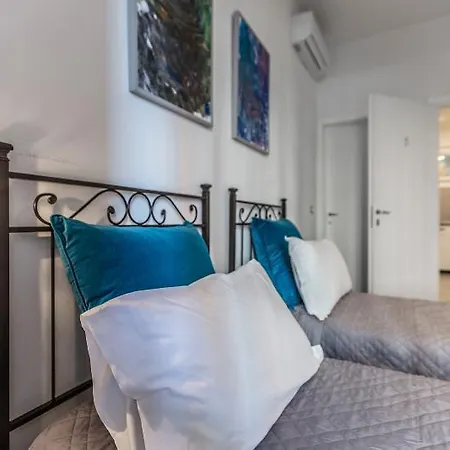 Central City Rooms Guest house
