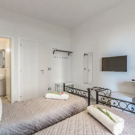 Central City Rooms Guest house