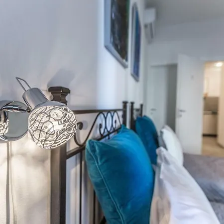 Guest house Central City Rooms 3*