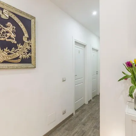 Guest house Central City Rooms 3*
