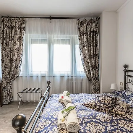 Central City Rooms Guest house