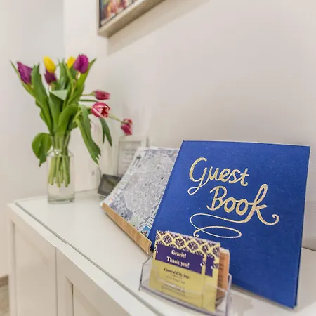 Central City Rooms 4* Bolonya