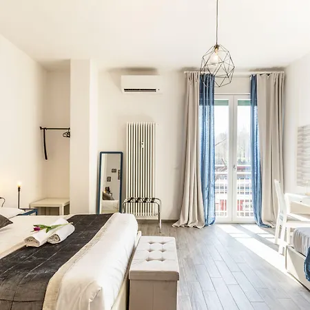 בית הארחה Central City Rooms