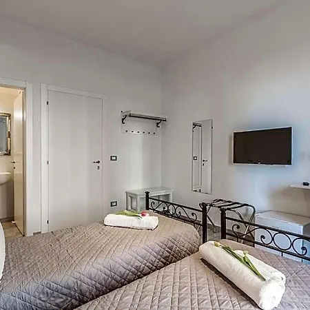 בית הארחה Central City Rooms בולוניה