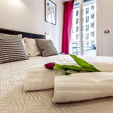 בית הארחה Central City Rooms 4*