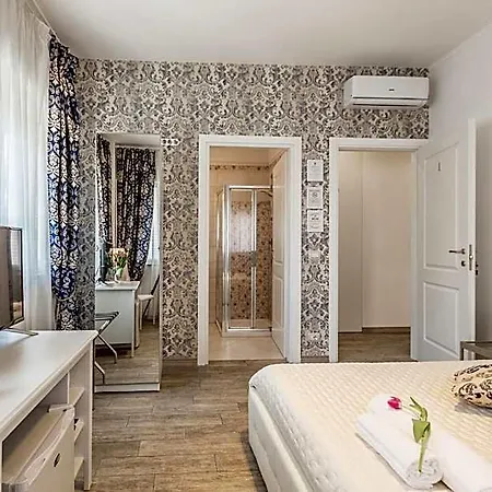 בית הארחה Central City Rooms בולוניה