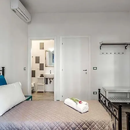 בית הארחה Central City Rooms בולוניה