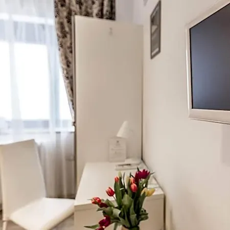 בית הארחה Central City Rooms