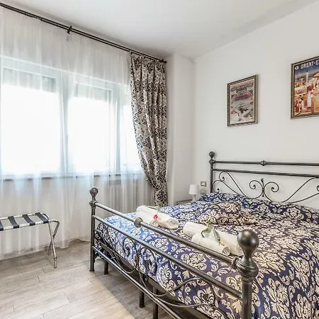 Affittacamere Central City Rooms 4*